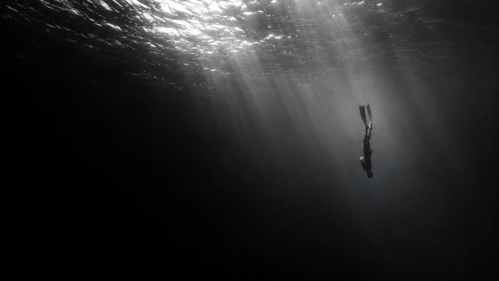 Le plongeur ABYSS sous l’eau, visuel de marque. Les exercices proposés se pratiquent à sec.